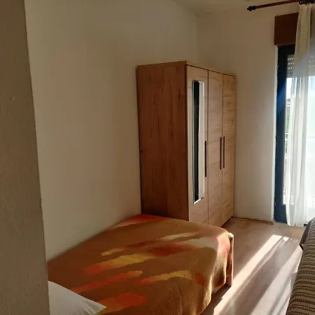 Tina Apartment *
