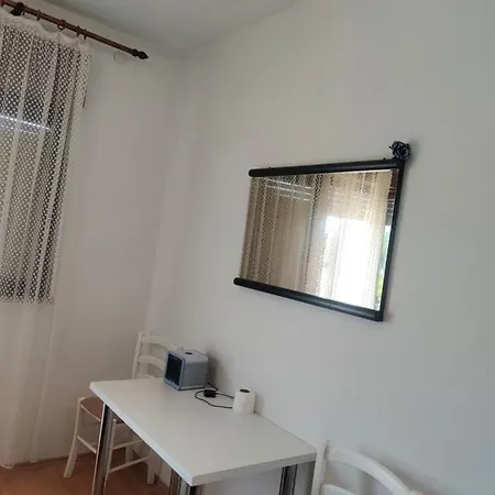 Apartment Tina *