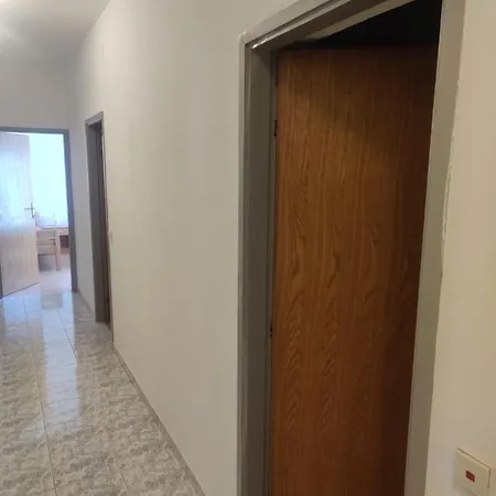 Apartment Tina